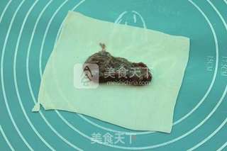 馄饨皮红豆泥小饼的做法步骤:6