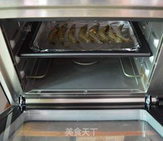 黑椒味烤虾的做法步骤:9