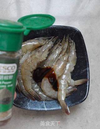 黑椒味烤虾的做法步骤:5