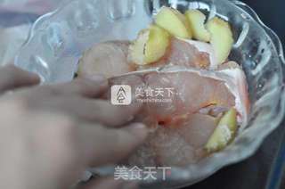 简易金针菇烤鱼的做法步骤:2