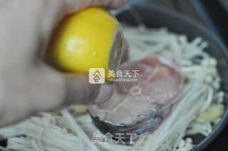 简易金针菇烤鱼的做法步骤:4