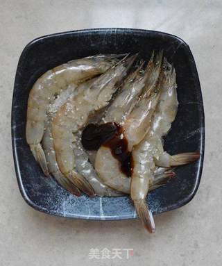 黑椒味烤虾的做法步骤:4