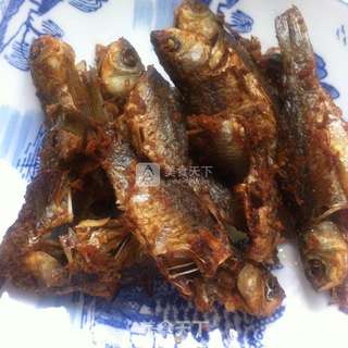 葱香味酥炸鲫鱼的做法步骤:7