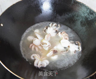 八爪鱼焖豆腐的做法步骤:6