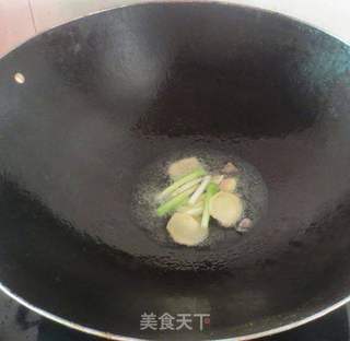 姜葱炒蟹的做法步骤:4