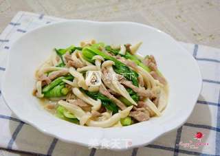 牛肉炒蟹味菇的做法步骤:10