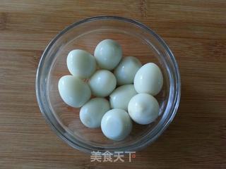 百变甜品【秋季篇】鹌鹑蛋桂圆银耳羹的做法步骤:3
