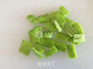 炒三色蔬的做法步骤:3