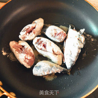 红烧鲅鱼的做法步骤:5