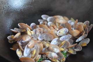 葱爆花甲螺的做法步骤:9