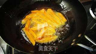蛋黄焗南瓜的做法步骤:3