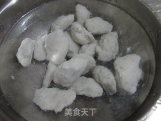 黄骨鱼鱼丸的做法步骤:10