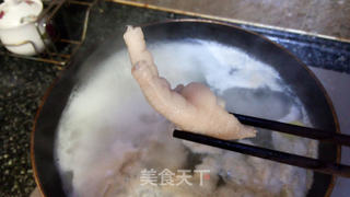 泡椒凤爪的做法步骤:2