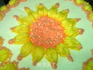 裱花蛋糕:太阳花的做法步骤:14