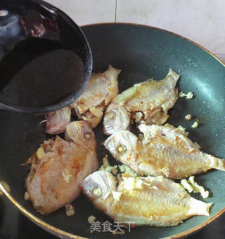 香煎鲷鱼的做法步骤:7