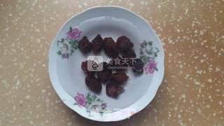 杨梅仔排的做法步骤:2