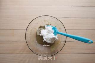 抹茶蛋糕(空气炸锅版)的做法步骤:9