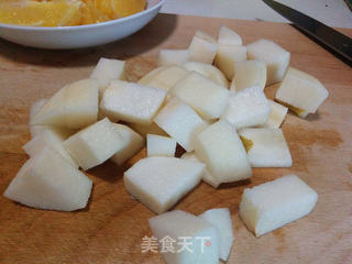 雪梨香橙蜂蜜汁的做法步骤:2