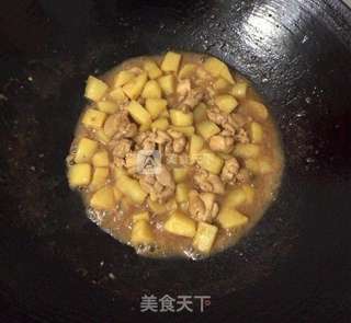 土豆焖鸡的做法步骤:8
