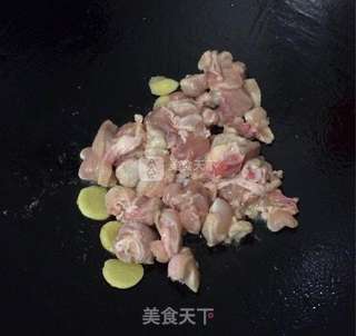 土豆焖鸡的做法步骤:3