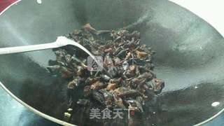 鸭胥炒木耳的做法步骤:12