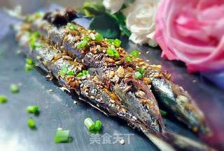 煎焖秋刀鱼的做法步骤:9