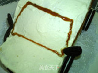 裱花蛋糕:噗噗车的做法步骤:25