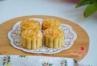 白豆沙蔓越莓广式月饼的做法步骤:22