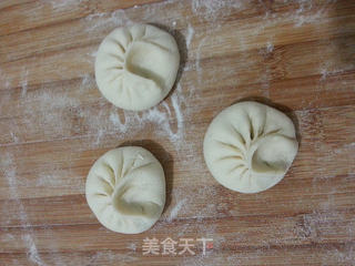 韭菜鸡蛋水煎包的做法步骤:10