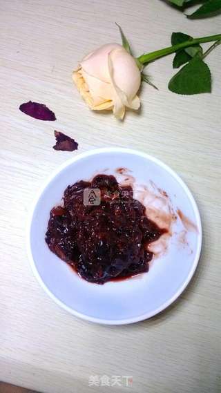 超好吃的面包机版鲜花酱——枸杞红枣红糖玫瑰花酱的做法步骤:7