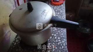 广式红豆沙馅月饼的做法步骤:2