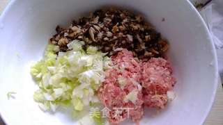 香菇牛肉包的做法步骤:2