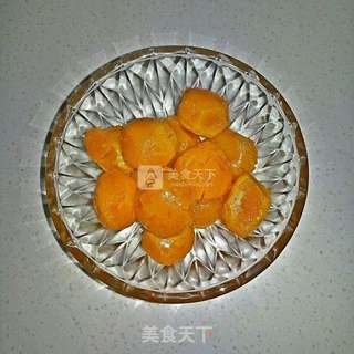 传统蛋黄莲蓉月饼(50克/个)的做法步骤:7