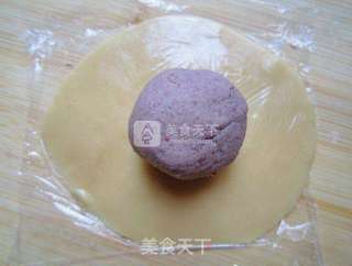 金鱼豆沙月饼的做法步骤:7