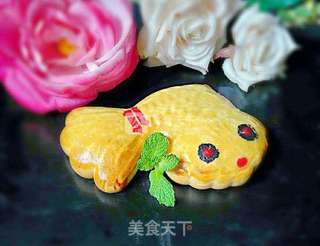 金鱼豆沙月饼的做法步骤:14