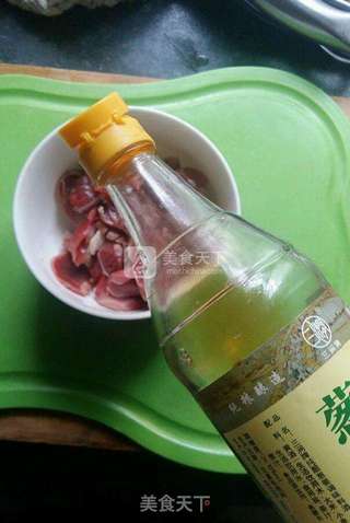 爆炒鸭肫的做法步骤:3