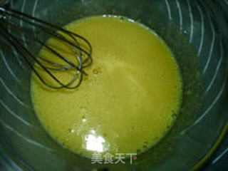 奶油抹茶戚风卷的做法步骤:4