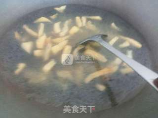 生滚鱿鱼汤的做法步骤:7
