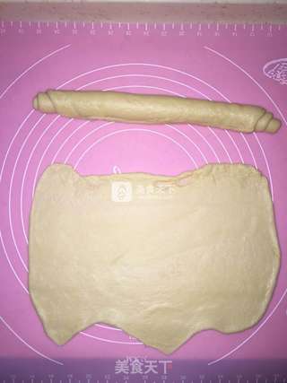 蚕宝宝面包的做法步骤:7