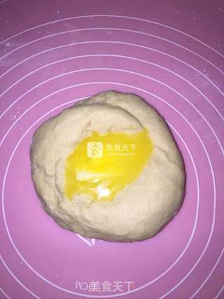蚕宝宝面包的做法步骤:4