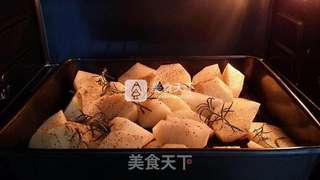 迷迭香烤土豆的做法步骤:4