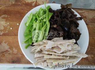 鱼香魔芋丝的做法步骤:5