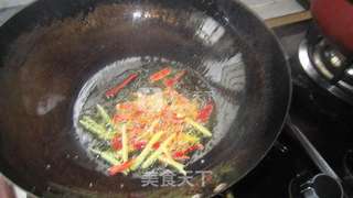 香芹炒干丝的做法步骤:2