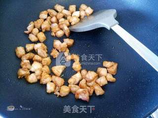 肉丁荷塘小炒的做法步骤:8