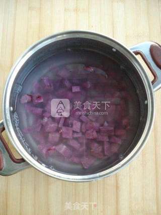 紫薯玫瑰露的做法步骤：3
