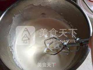 水果冰激凌玫瑰蛋糕的做法步骤：4