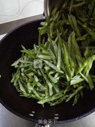 酱香扁豆丝的做法步骤:3