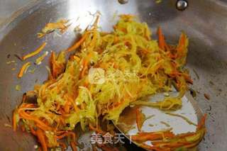 丝瓜炒胡萝卜丝的做法步骤:7
