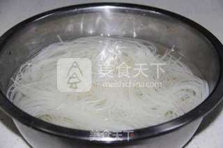 螺蛳粉的做法步骤：4