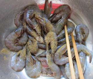 简单美味--香烤虾的做法步骤：4